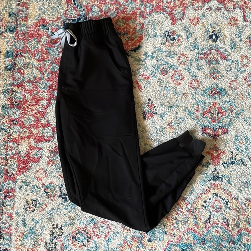 FIGS high waisted jogger scrub pants